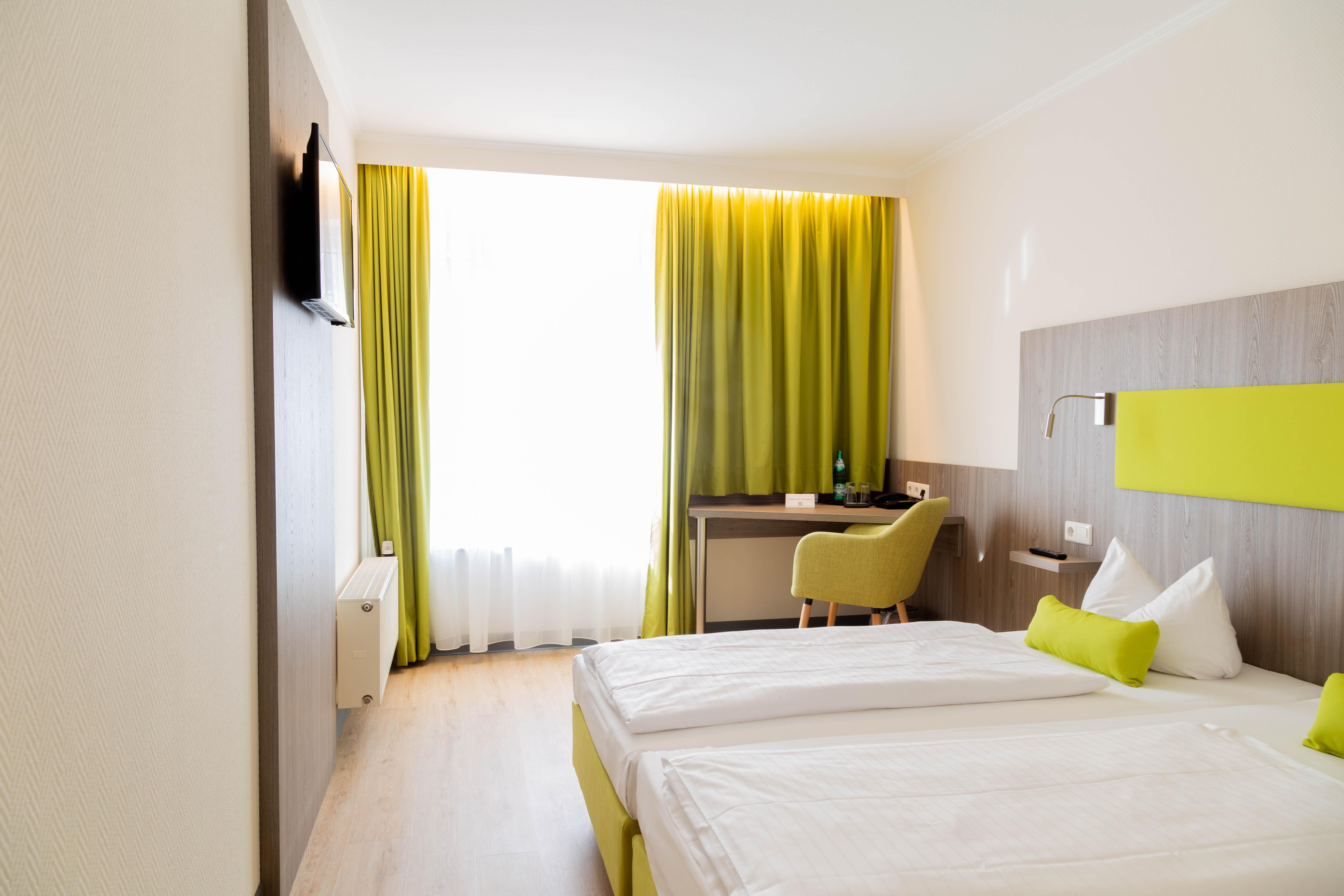Das Ebertor - Hotel & Hostel ボッパルト エクステリア 写真