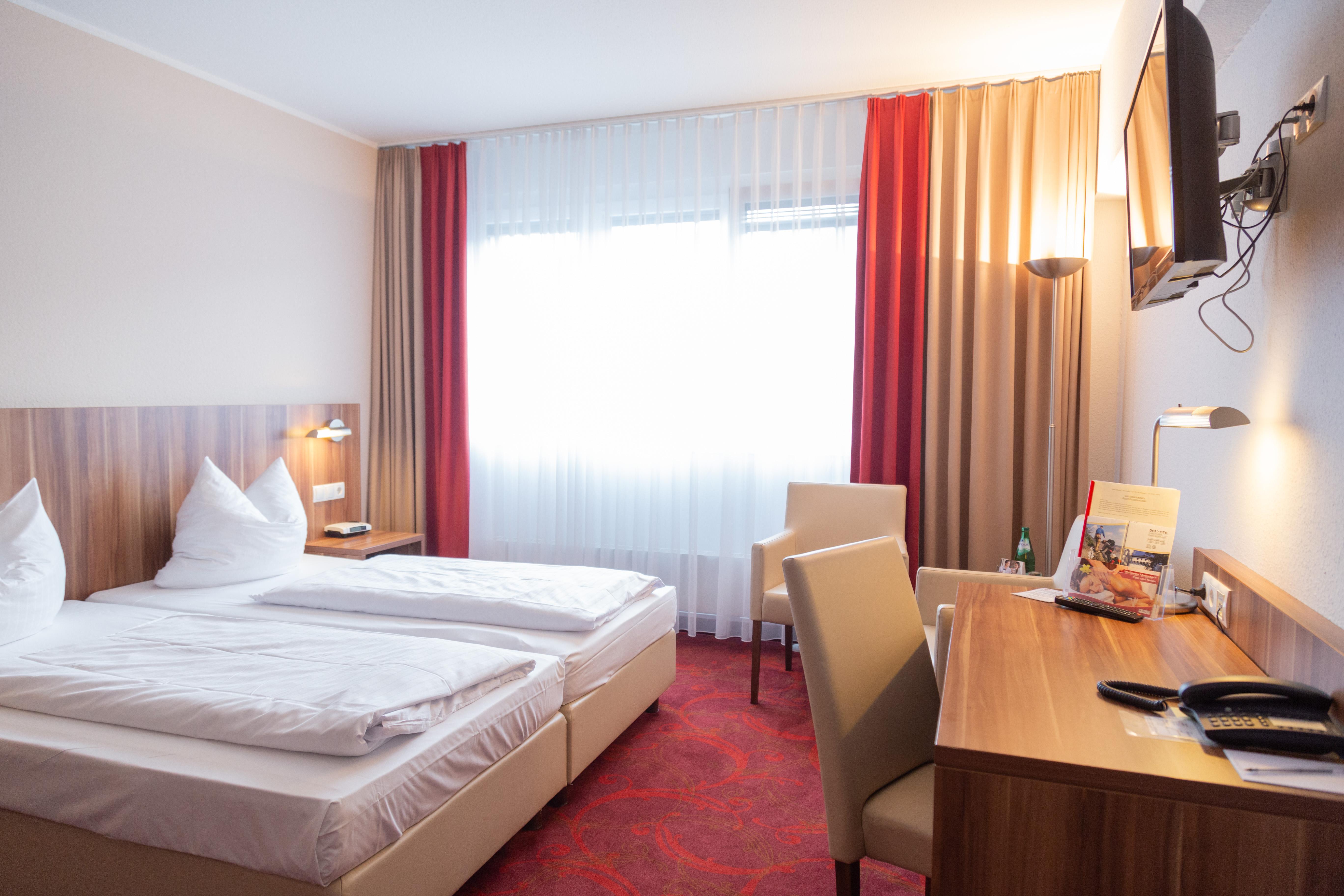 Das Ebertor - Hotel & Hostel ボッパルト エクステリア 写真