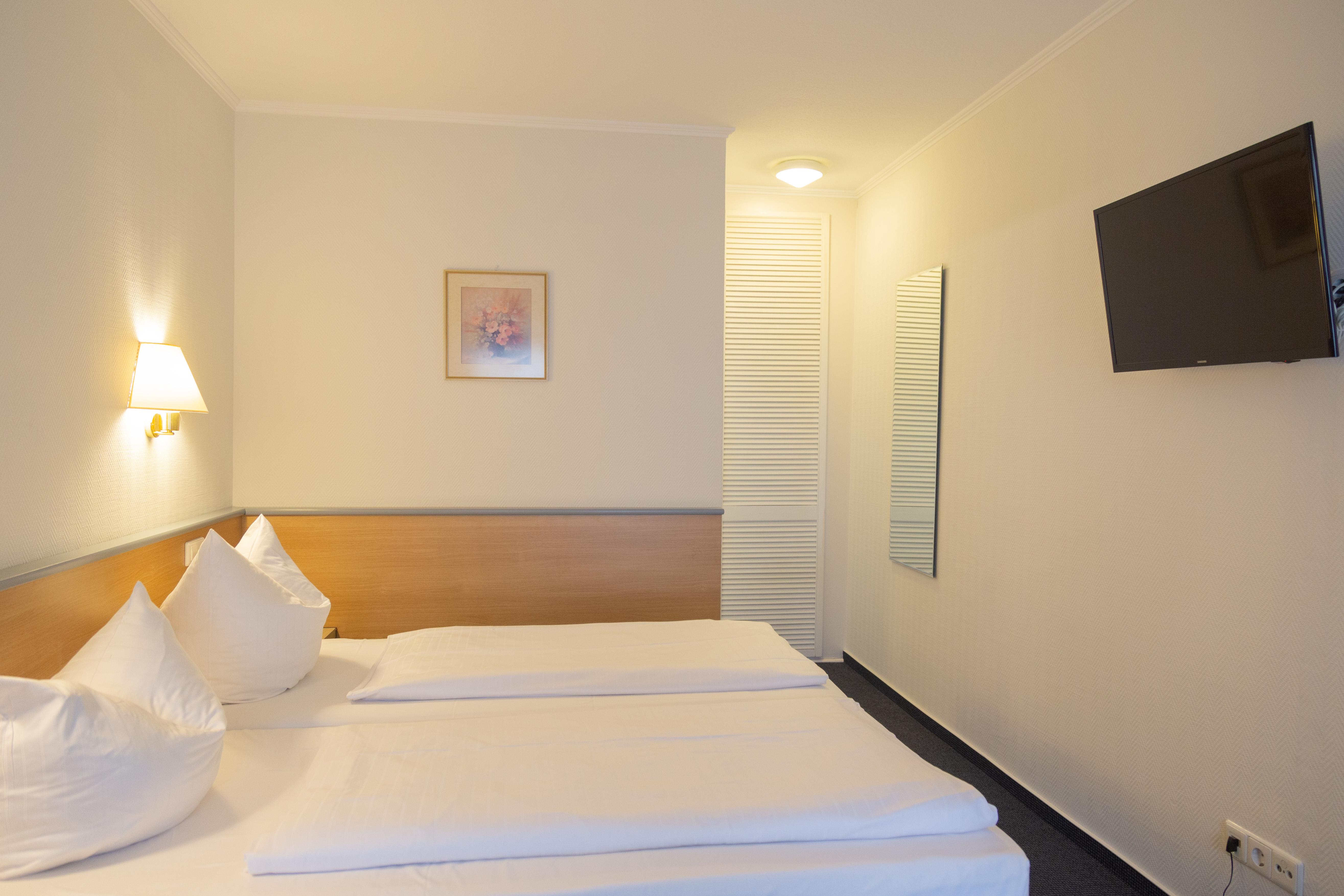 Das Ebertor - Hotel & Hostel ボッパルト エクステリア 写真